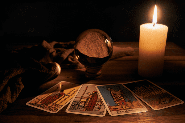 Cách đọc hiểu ý nghĩa các lá bài tarot
